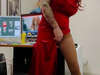 Ginger Sissy feels sexy in red